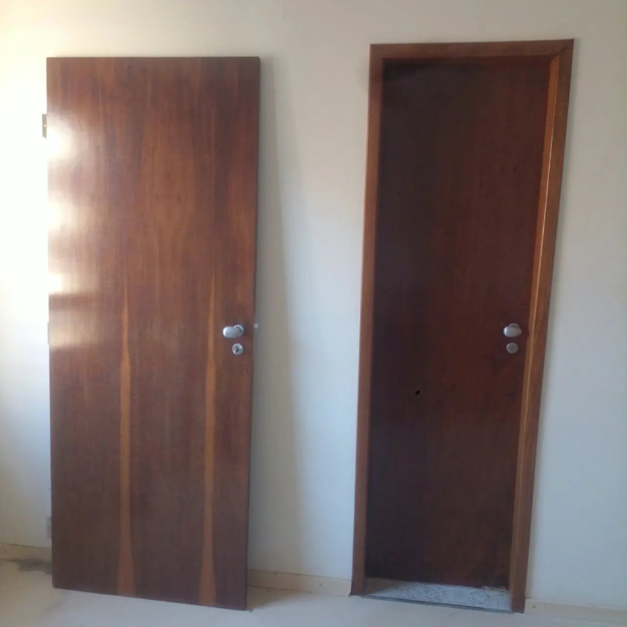 Porta + batente completa