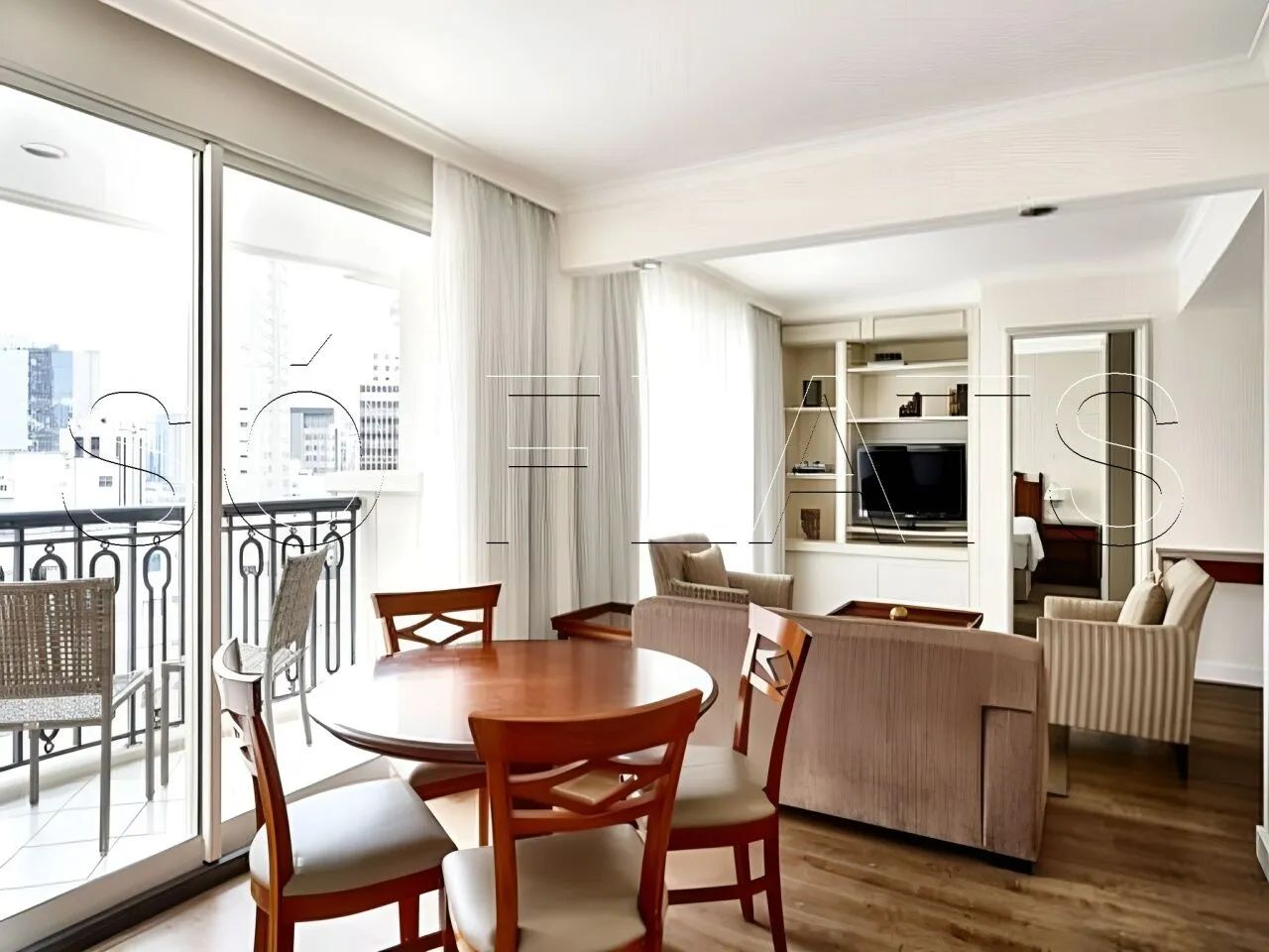 Flat Marriott Executive para venda com 68m², 02 dormitórios e 02 vagas de garagem