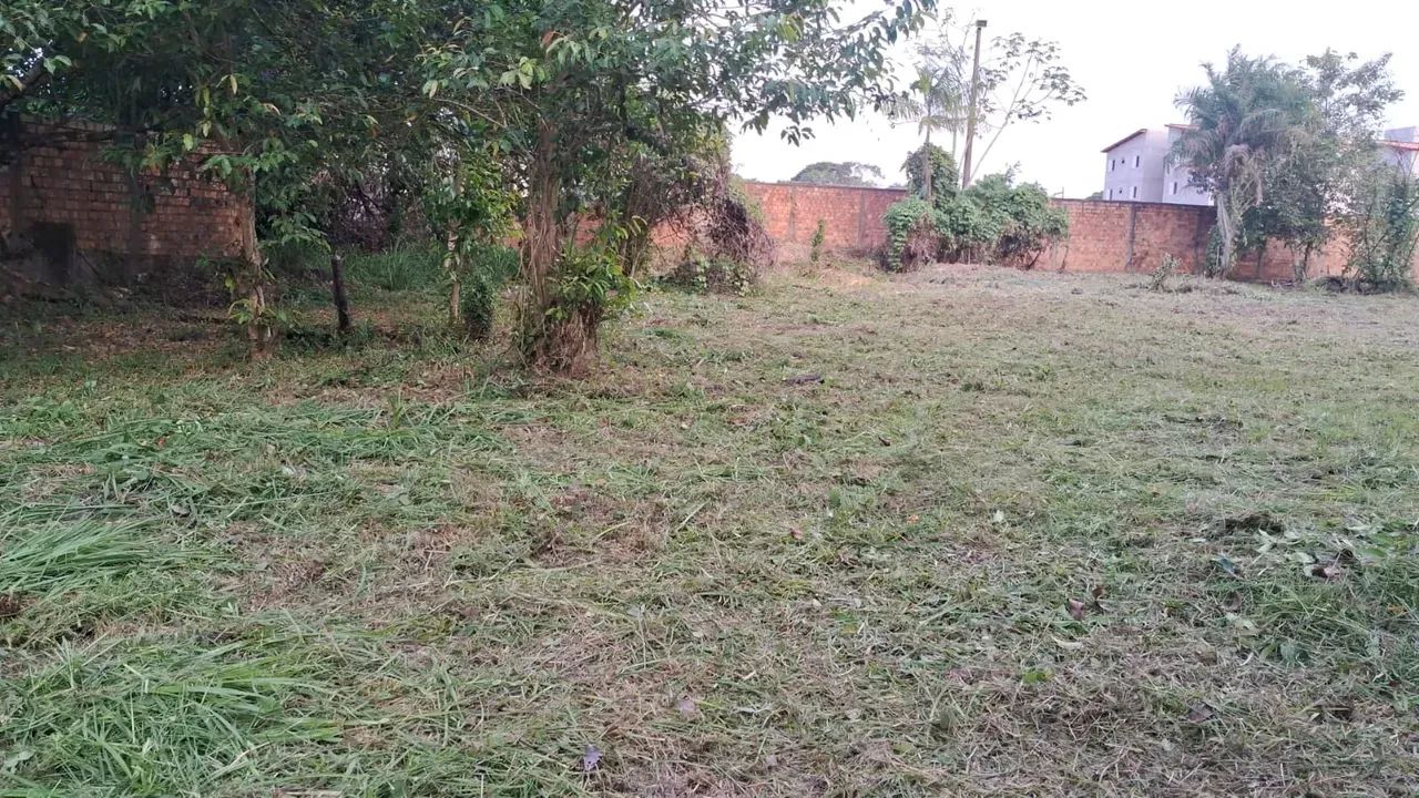 BARBADA, VENDO TERRENO DE 3.500 M2, PRÓXIMO A ARTHUR BERNARDES.