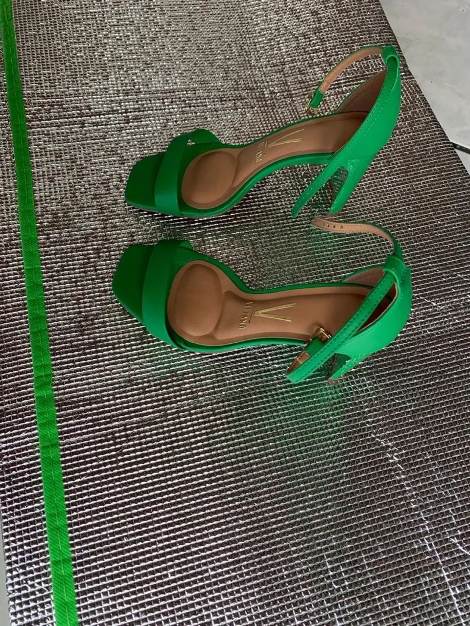 SANDÁLIA VERDE VIZZANO - Foto 2