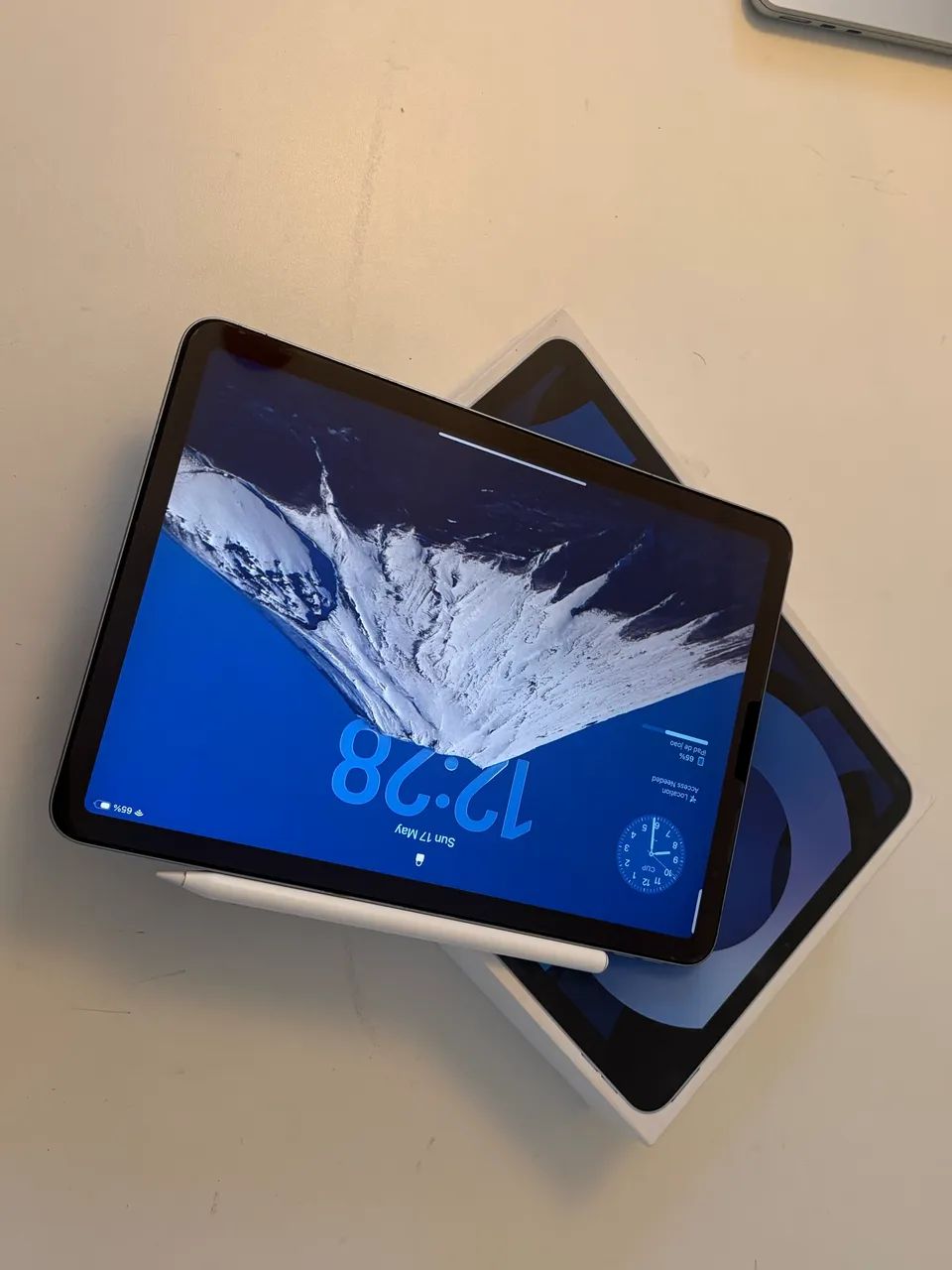 ipad air 4 skyblue + caneta - Tablets e E-Readers - São Geraldo