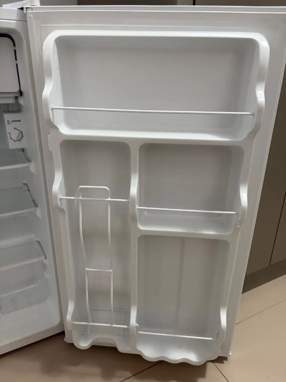Frigobar Midea 93L - Foto 3