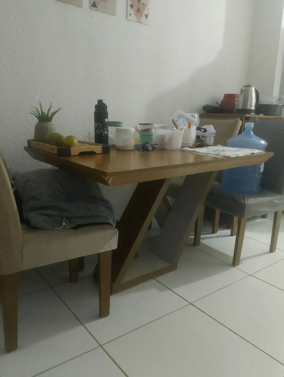 Vendo mesa marcas de uso - Foto 2