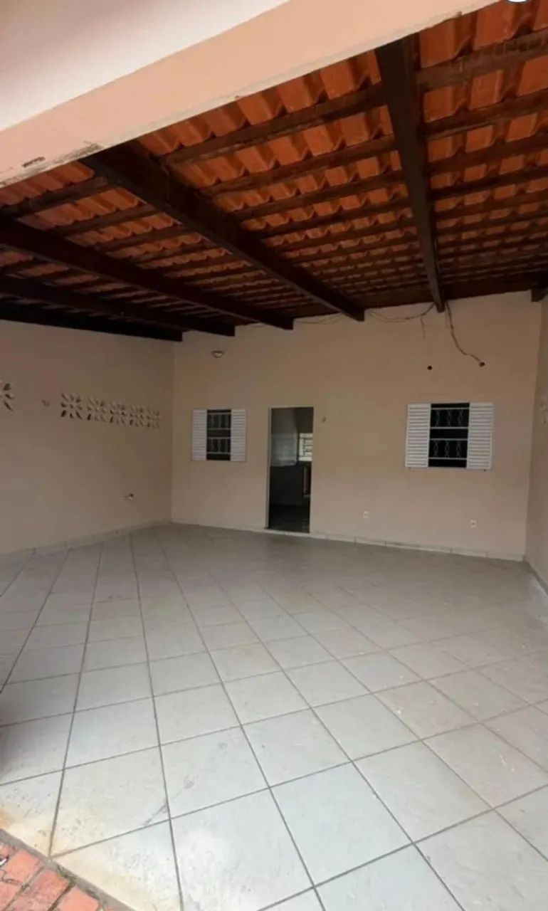 Casa a com garagem no Tenoné 