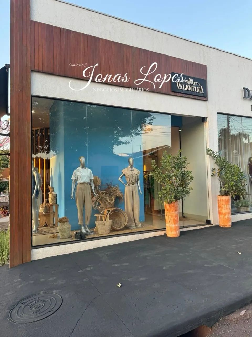 5 Salas Comerciais - Paranacity -Permuta 100 % por imóvel Maringá -