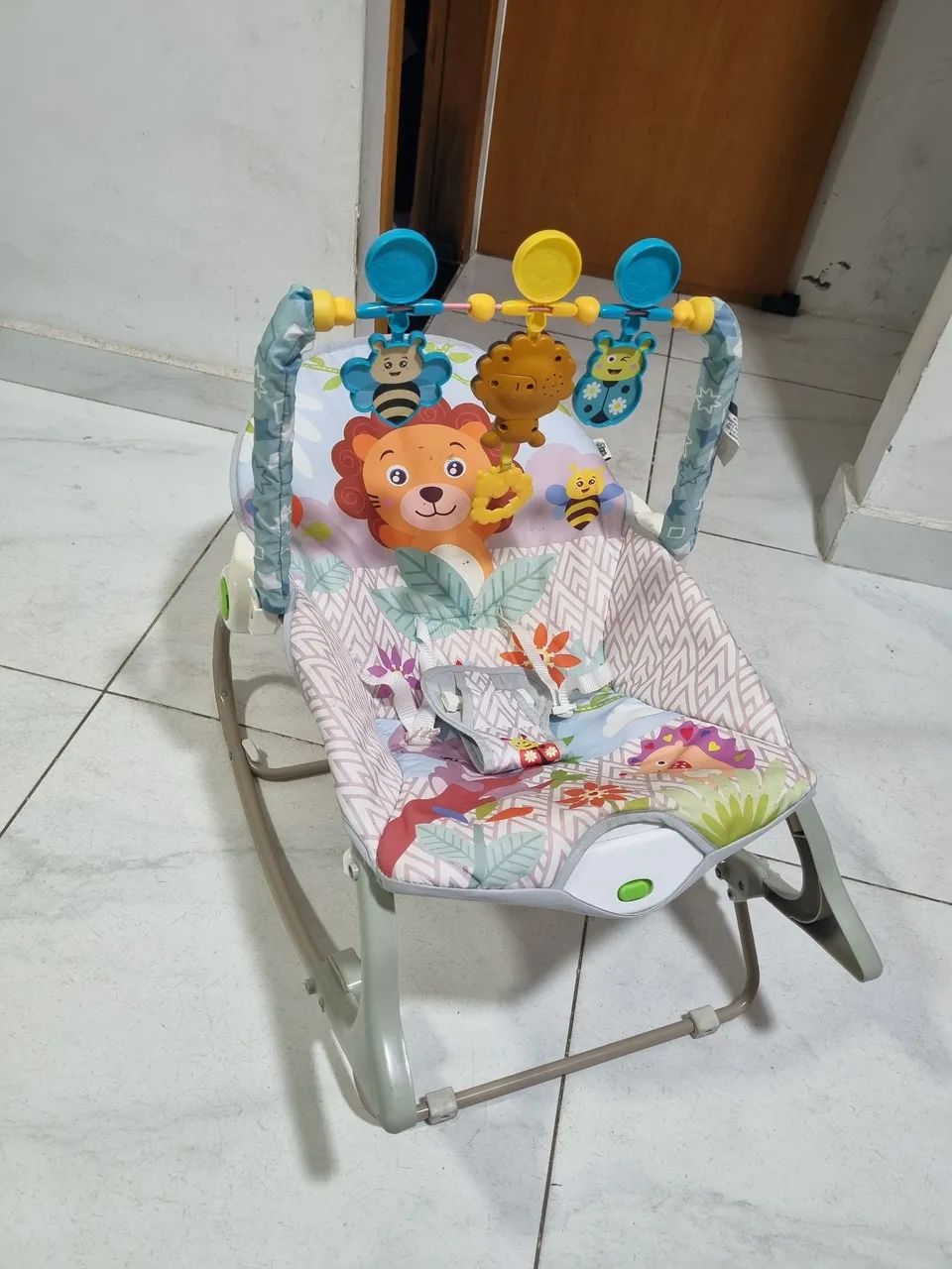 Cadeirinha de balanço para bebê 