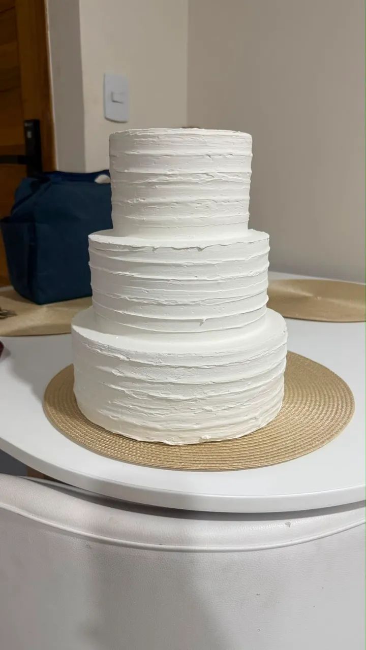 Bolo de festa cenográfico