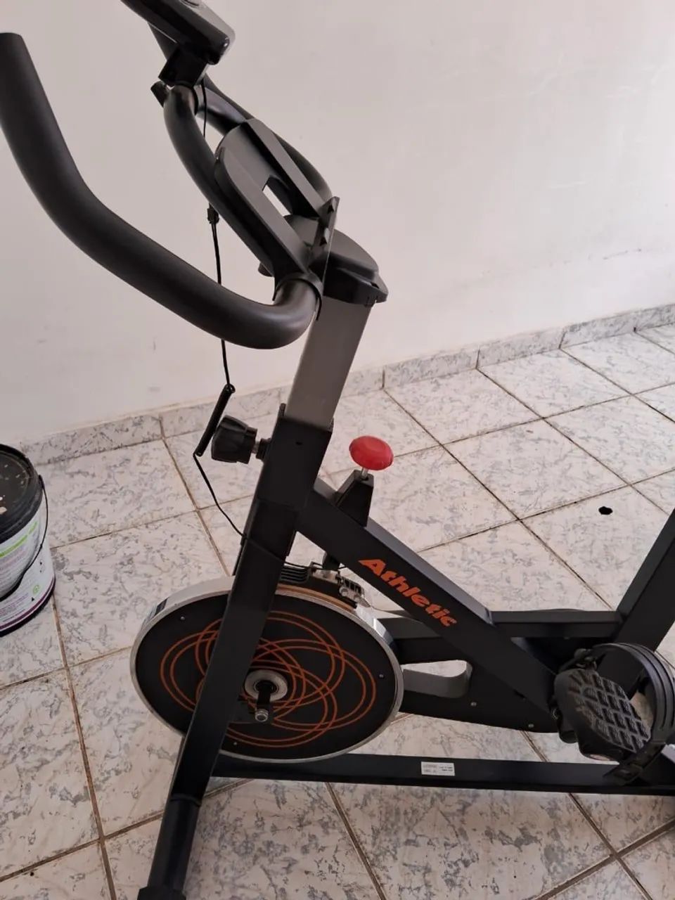 Bicicleta Ergométrica Academia 