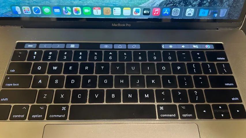 Macbook Pro i7 16gb Ram Touchbar Funcionando 2017 - Foto 2