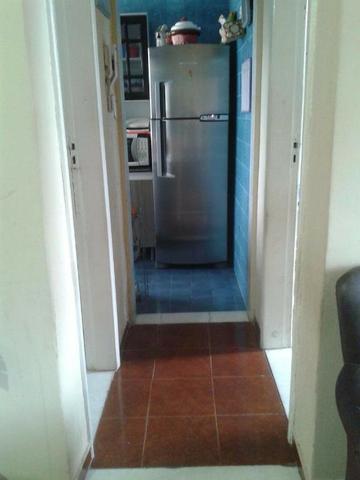 Apartamento composto por: 01 quarto, sala, cozinha, banheiro e 01 vaga descoberta - Foto 2