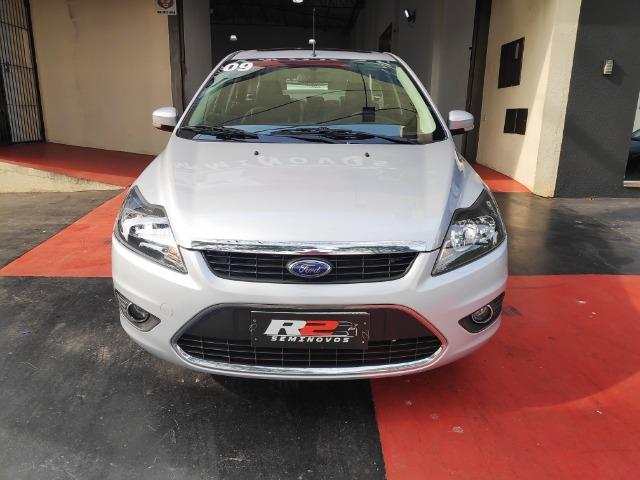 Ford Focus Guia Sedan 2.0 2009 - Foto 2