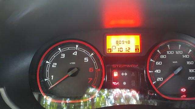 Sandero Stepway 1.6 AUTOMÁTICO COMPLETO 2013/2013 - Foto 9