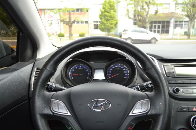 Hyundai HB20 2016 1.6 Comfort Plus 16v 4p Manual Flex Bancos em Couro Mono-Color - Foto 5