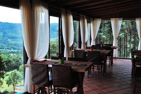 Em Gramado/RS À Venda Hotel Estilo Estalagem com 4,5 Hectares - Foto 16