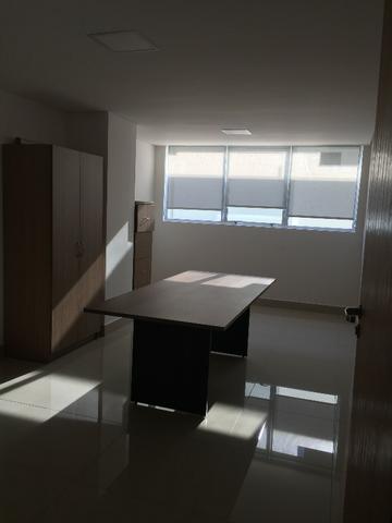 Alugam-se salas comerciais - Foto 2