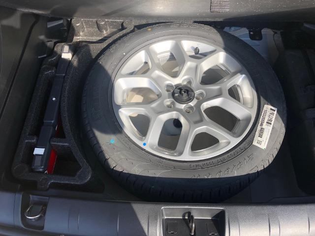 Jeep Renegate Longitude 1.8 flex 2016/2017 - Foto 8