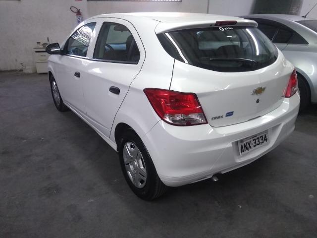 Gm - Chevrolet Onix - Foto 4