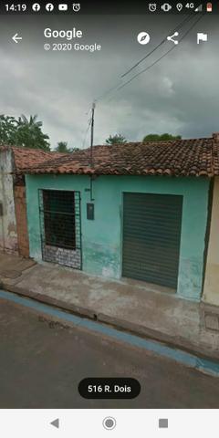 Vende-se uma casa na Rua do mercado de Bacabal-MA