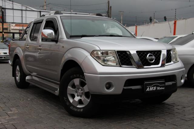 NISSAN FRONTIER SEL CD 4X4 2.5 TB DD AUT - Foto 3