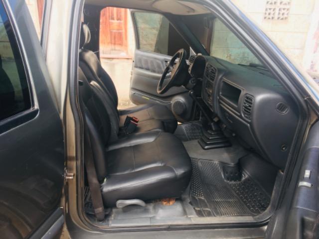Carro s-10 Excelente estado - Foto 8