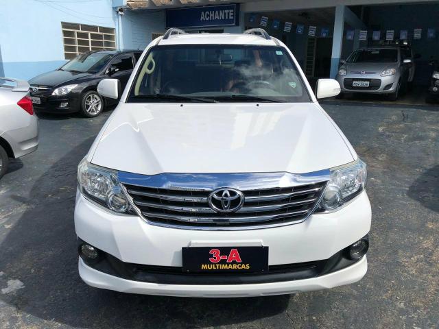 Hilux SW4 SR 2.7 automática