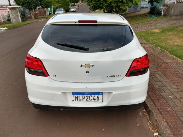 Onix LTZ 2014 - Foto 2