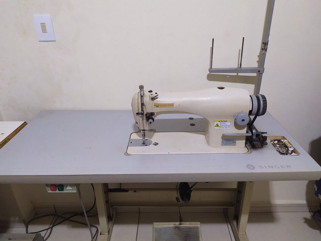Máquina de Costura Industrial - Foto 2