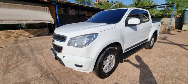 VENDO-SE EXCELENTE S10 LT 2013/2013.