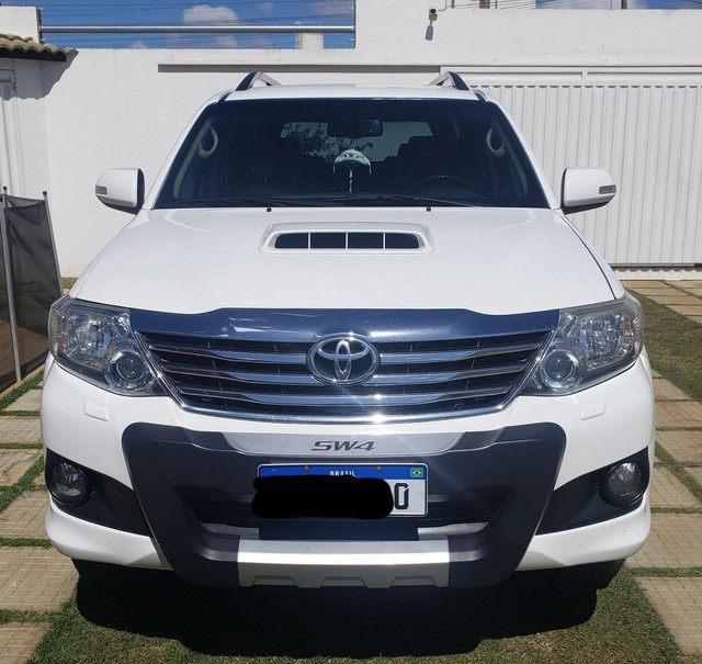 HILUX SW4 2014 7 LUGARES