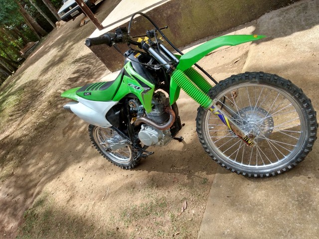 MOTO DE TRILHA