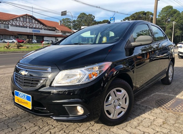 CHEVROLET ONIX 1.0 LT 4P