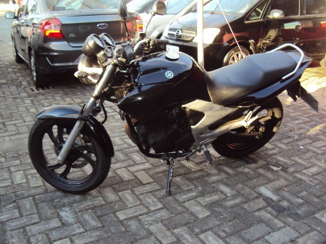 YAMAHA FAZER YS 250 LEIA A DESCRIÇÃO