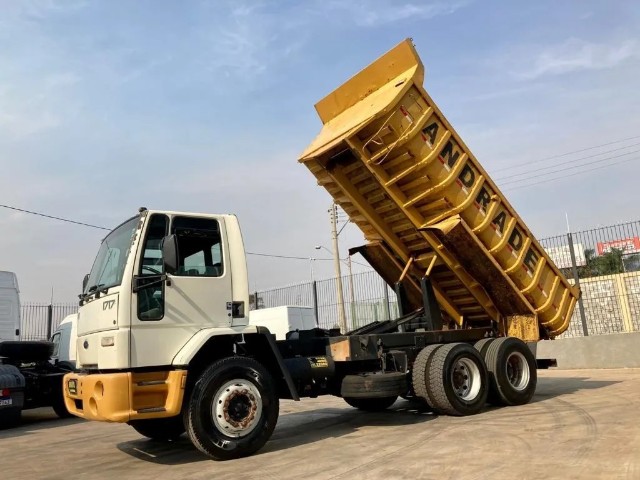FORD CARGO 1717