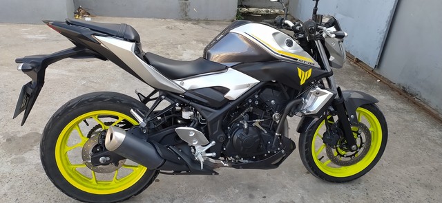 YAMAHA MT 03