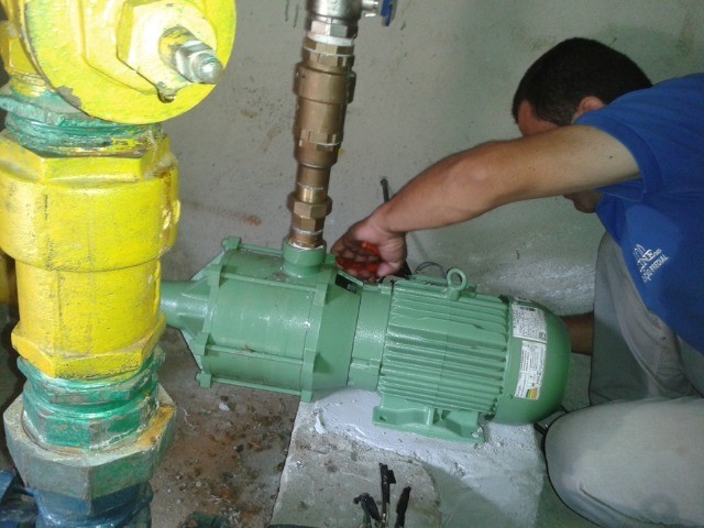 conserto e reparo de bombas de água - Foto 2