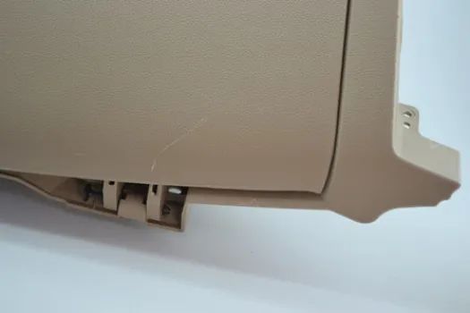 Porta Luva Objeto Painel Kia Carnival 2014 2015 Com Riscos - Foto 3