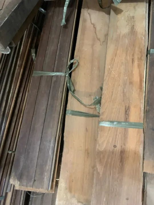 Lote Assoalho e lambri demolição Peroba do Campo anos 70 - Foto 2