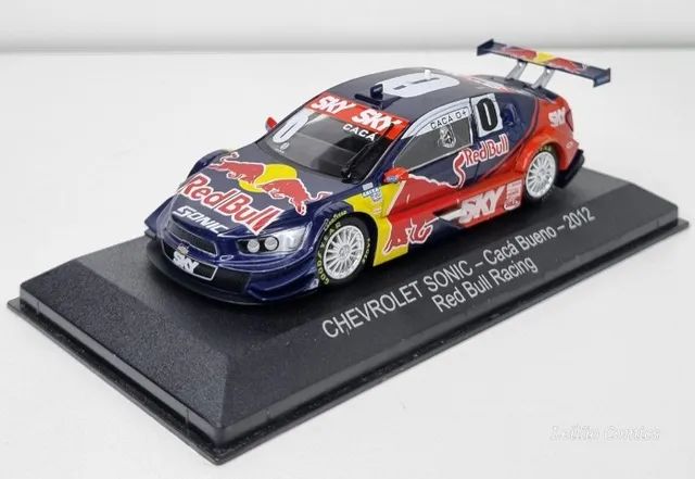 Coleção Stock Car - Chevrolet Sonic Cacá Bueno 2012 Red Bull Racing 1/43