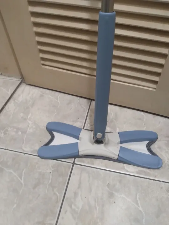 Mop esfregao giratorio