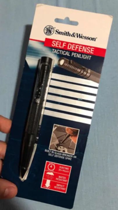 Caneta lanterna smith & Wesson original  - Foto 3