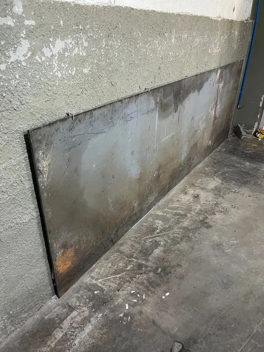 Chapa de ferro 404 x 101cm. por 1,2cm. de espessura - Foto 3