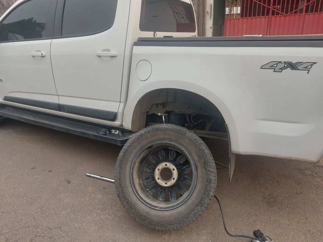 Socorro mecânico e borracharia 24h  - Foto 3