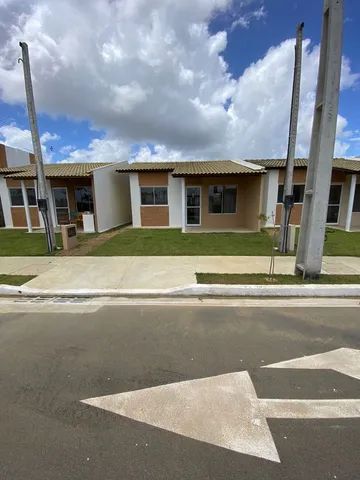 A casa traduz de alguma forma o que é importante pra gente Casas de 2 quartos, com  varand - Foto 2