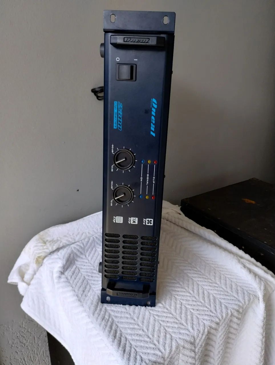 Amplificador onel modelo 2300 - Foto 2
