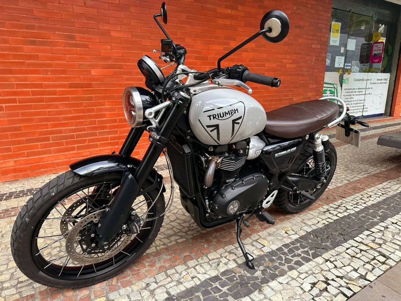 Triumph Scrambler 1200 XC 2025 com 1300 km - Impecável - Foto 6