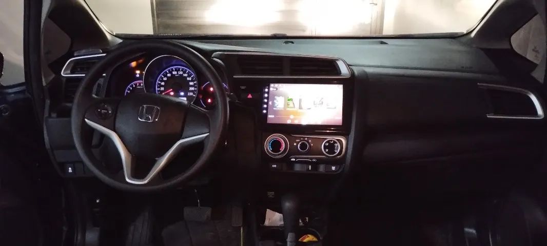 Honda Fit  CVT 2018 baixo KM em ótimo estado de conservação - Foto 5