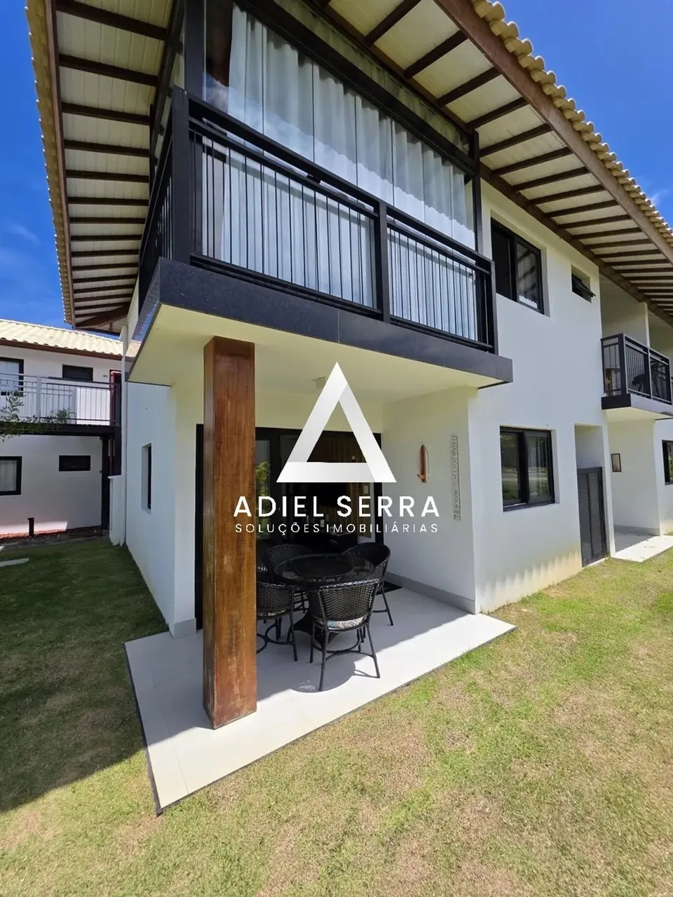 Praia do Forte | 2/4 c/ 1 Suíte | 55,62m² | Garden Frente Lago | Térreo | Mobiliado | Tota
