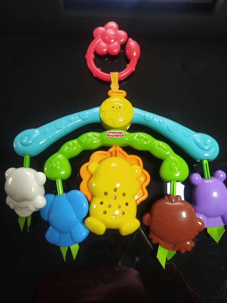 Brinquedo de Pendurar para Bebê com 5 Animais - Foto 2