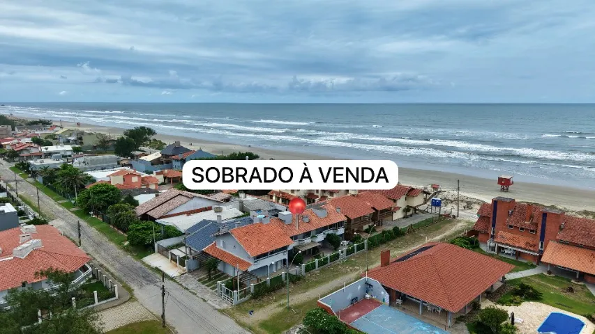 Duplex com vista eterna para o mar