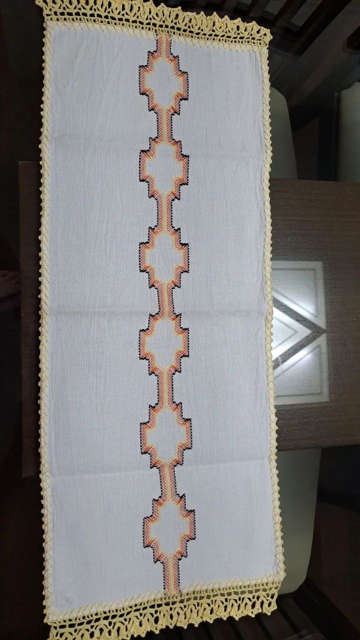 Toalha de Mesa Bordada - Foto 3